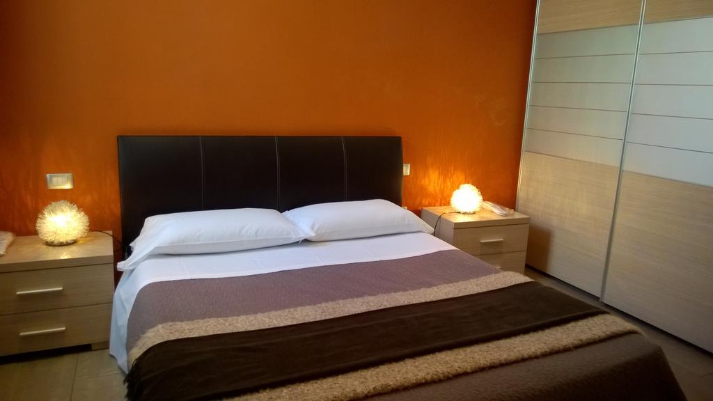 Aparthotel Agora Residenza Mantua Zewnętrze zdjęcie